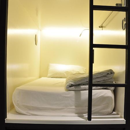 Beary Nice Pod Hostel Singapour Extérieur photo